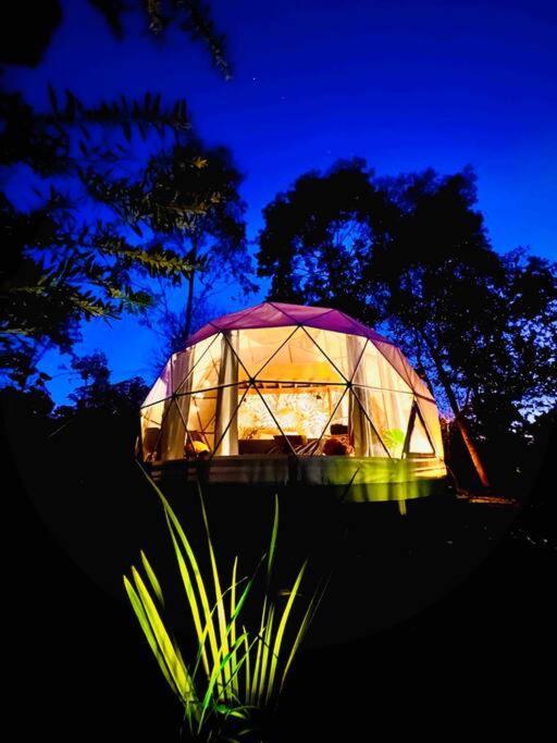 Magia Ecolodges, Glamping Punta Colorada ภายนอก รูปภาพ